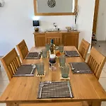 Beautiful 2 Bed In Valley, Paphos 아파트