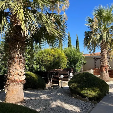 Beautiful 2 Bed In Valley, Paphos Péjia