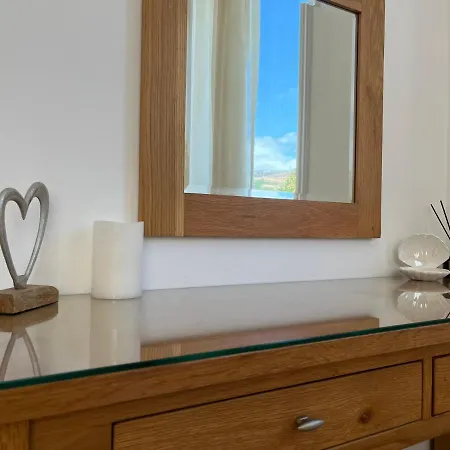 Beautiful 2 Bed In Valley, Paphos Appartement *