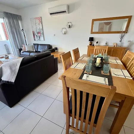 Beautiful 2 Bed In Valley, Paphos * Péjia
