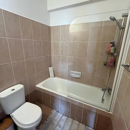 Beautiful 2 Bed In Valley, Paphos *