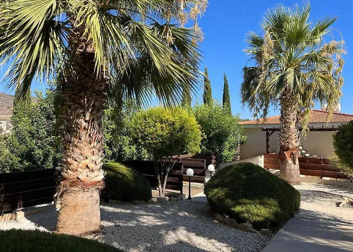 Beautiful 2 Bed In Valley, Paphos Peja