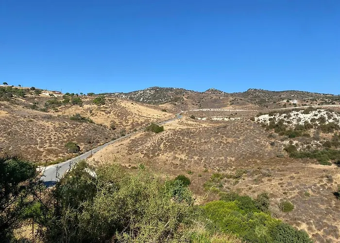 Beautiful 2 Bed In Valley, Paphos Apartament *