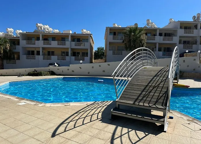 Beautiful 2 Bed In Valley, Paphos Peja