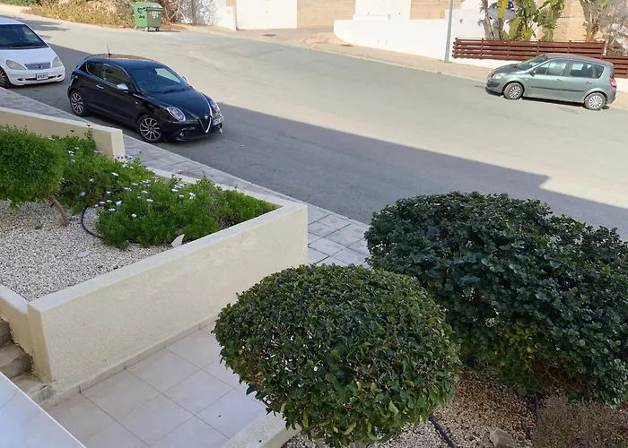 Beautiful 2 Bed In Valley, Paphos Apartament Peja