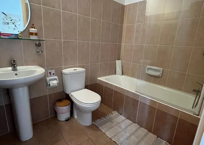 Beautiful 2 Bed In Valley, Paphos Peja